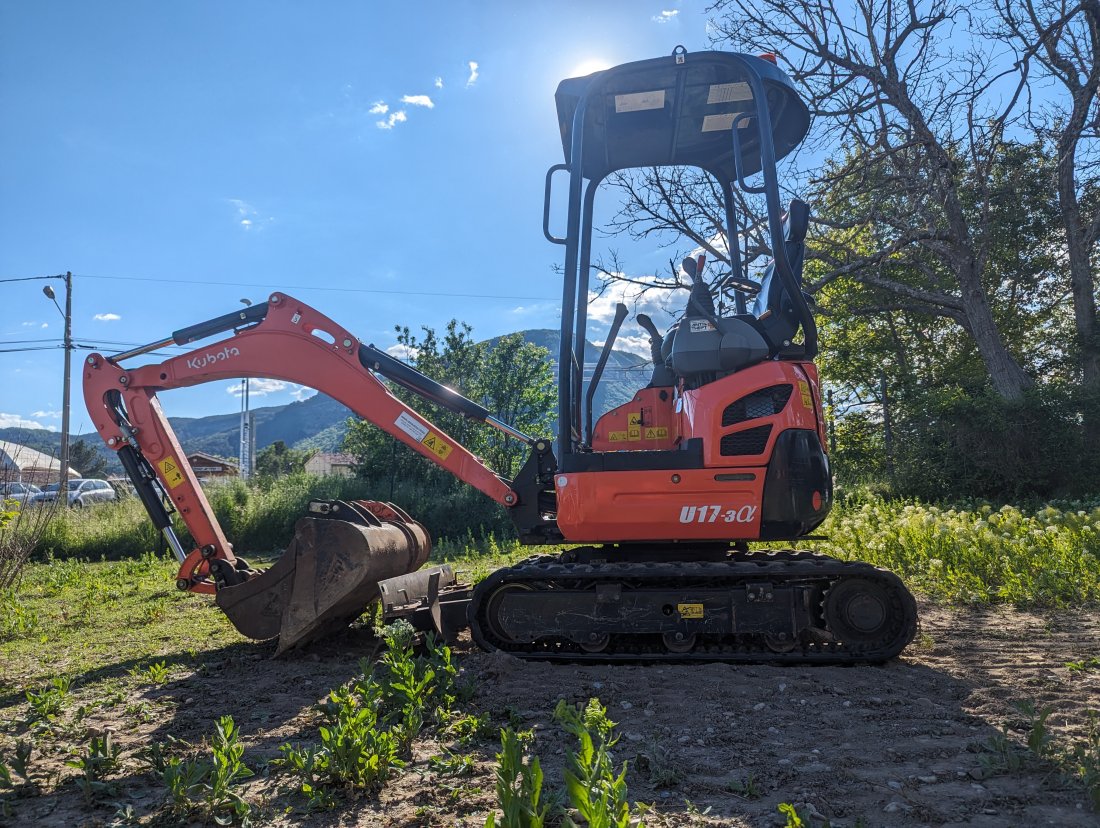 Kubota U17-3 année 2022 avec 297h 21 000€