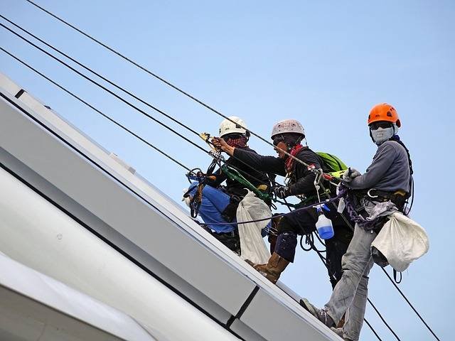 travail en hauteur échelle chantier