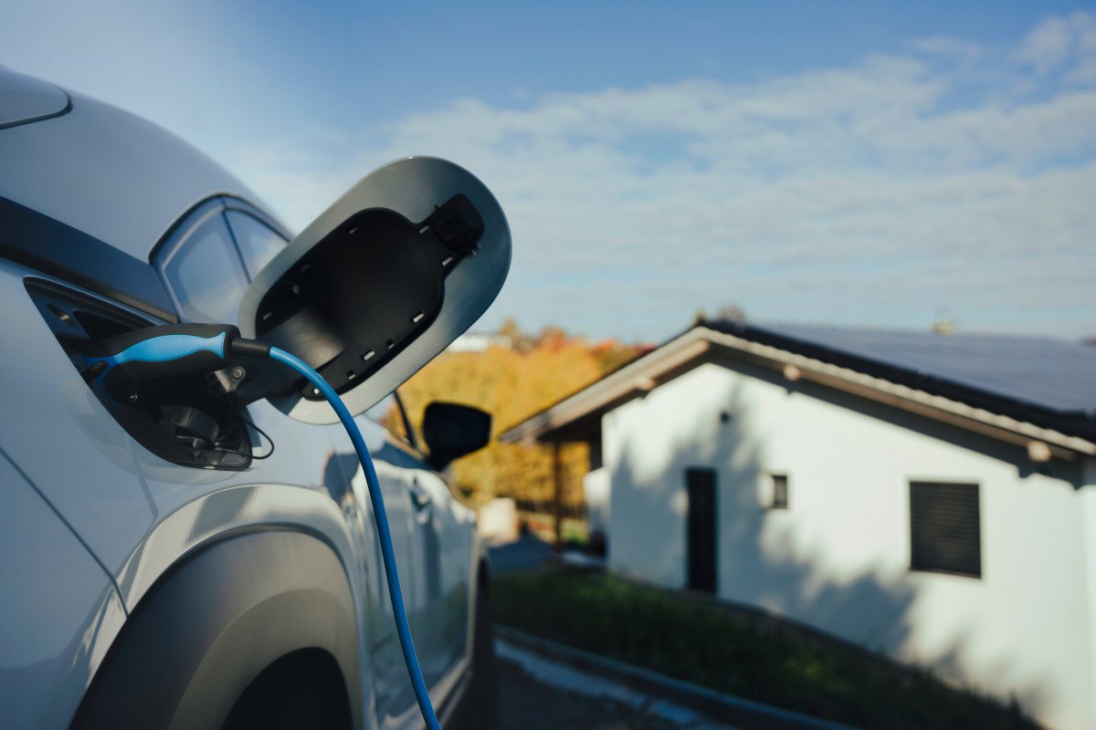 Comment économiser sur la recharge de votre véhicule électrique avec une borne à domicile ?